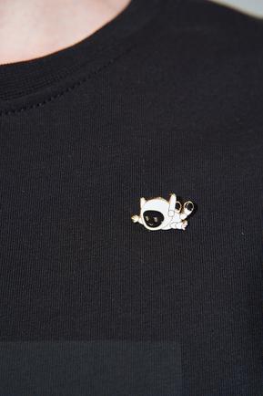 Изображение товара Металлический значок Робот Пинг 20х20 мм стильный аксессуар для одежды