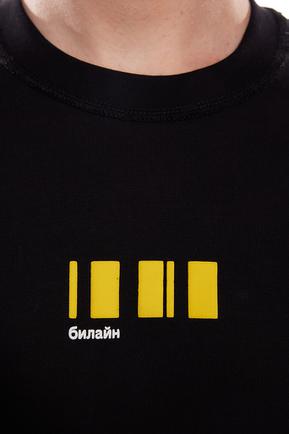 футболка с полосами чёрная S–M