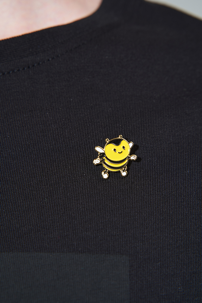 Значок «Пчела Базя» значок пчела полосатая