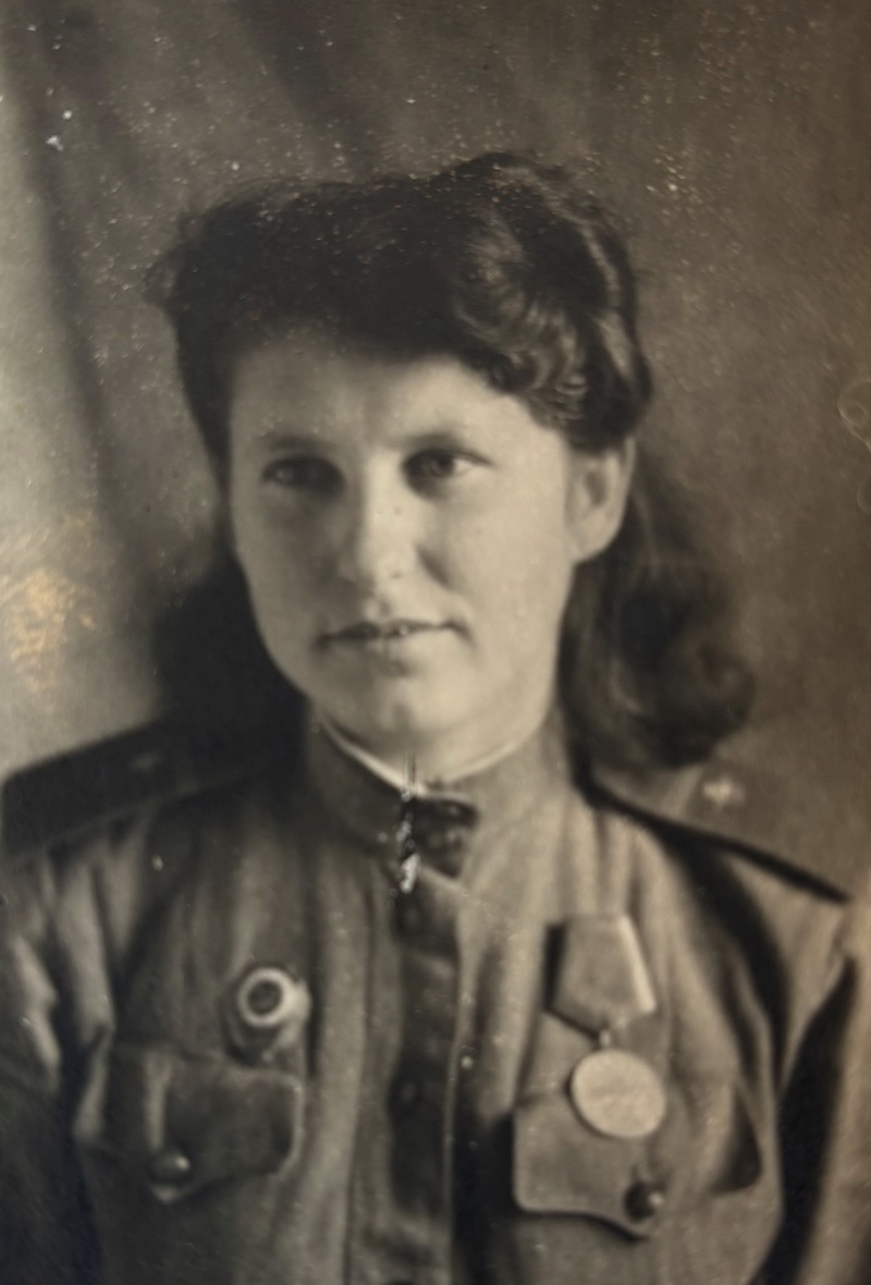связь соединяет судьбы