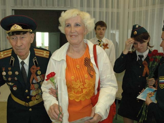 2011 Во время празднования Дня Победы практически во всех регионах и филиалах «ВымпелКома» в России прошли акции для ветеранов2