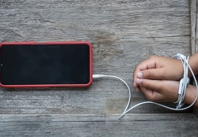 Как установить родительский контроль на смартфоне?