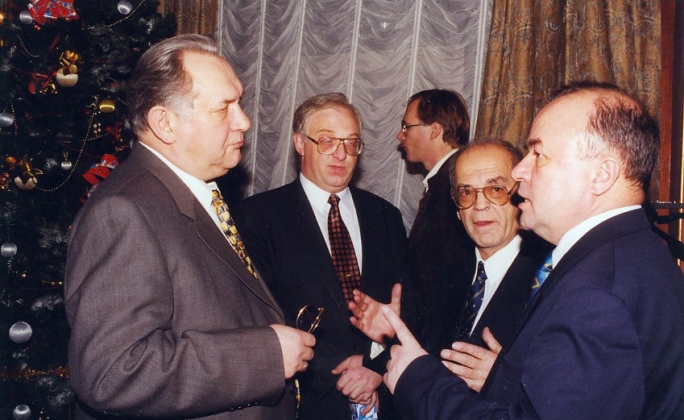1998 Инвестиционное соглашение с Telenor